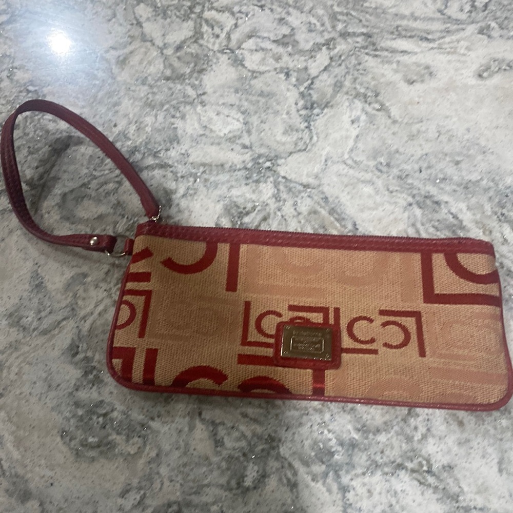 Liz Claiborne wristlet
